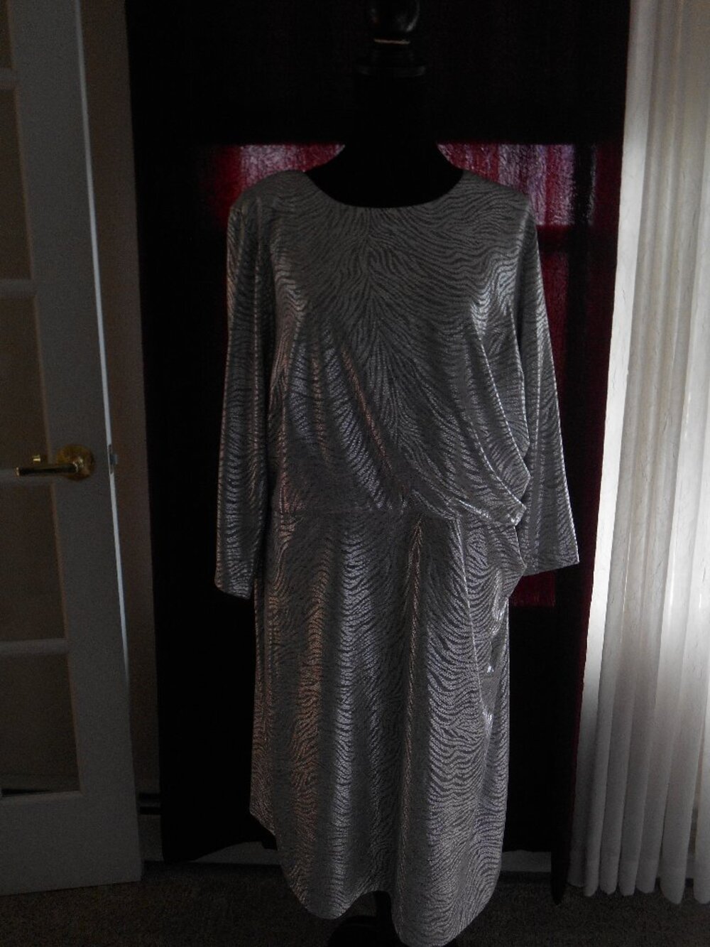 VINCE CAMUTO ANIMAL PRINT SILVER /GRAY DRESS 3/4 SLEEVES PLUS 18W